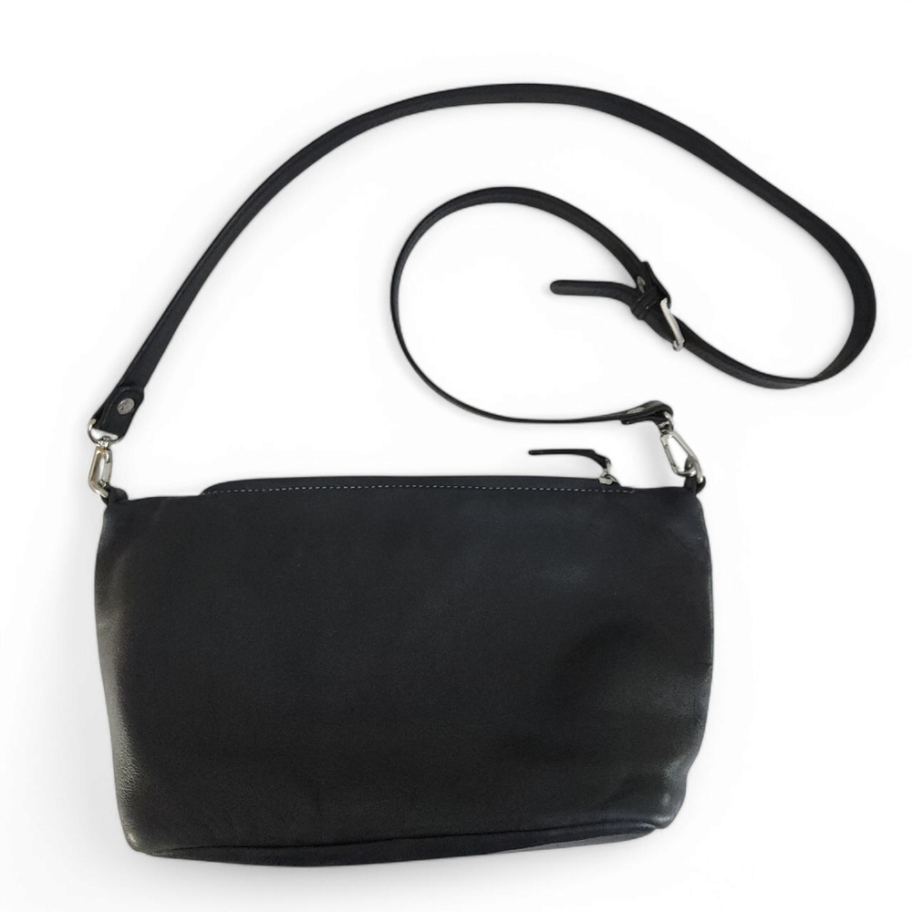 Elegant Black Leather Shoulder Bag